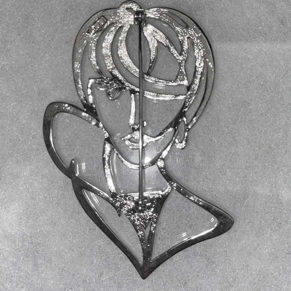 Silver Tone Modernist Lady Brooch 1988 - Picture 3 of 3